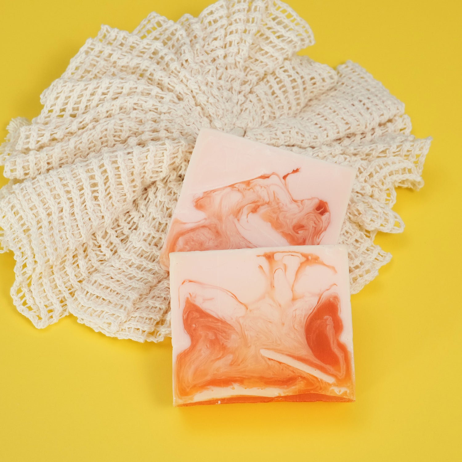 Klyssa Kojic Acid and Turmeric skincare